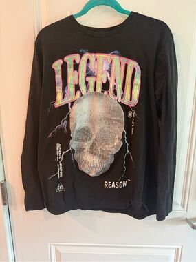 Reason Black Long-Sleeve Crewneck with Neon 'LEGEND' Skull Graphic